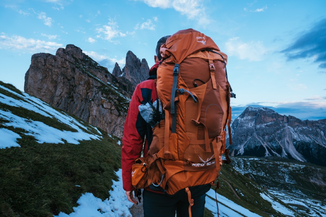 登山デートでもおしゃれに決めたいメンズ必見 おすすめブランドとは いくつになっても外遊び